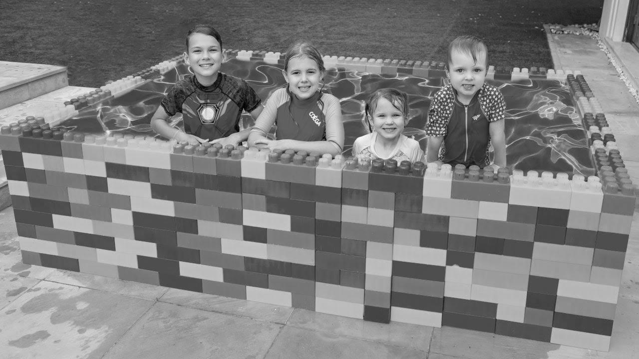 5 Youngsters Learn how to Swim within the Youngsters Pool and Plays with Fun Water Toys